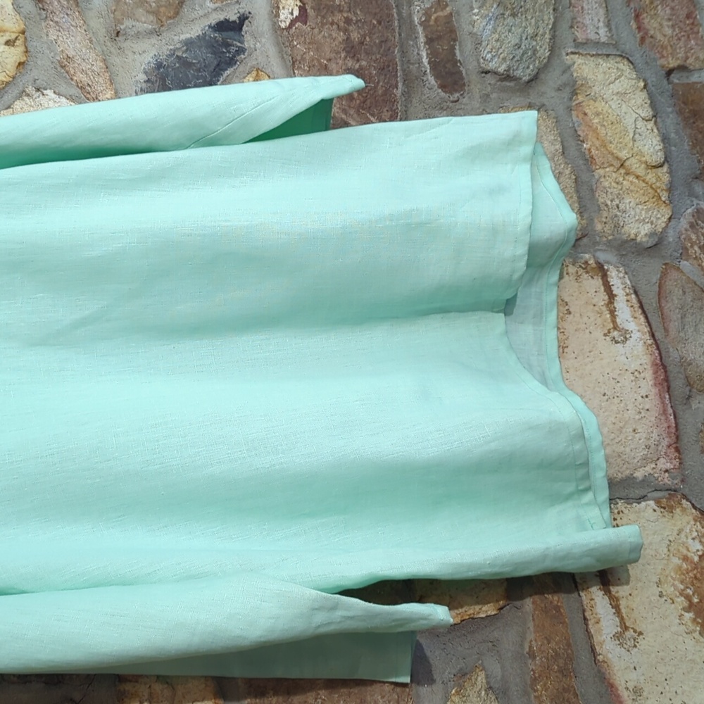Haley And The Hound 100% Linen Ruffle Tunic - Picture 3 of 10